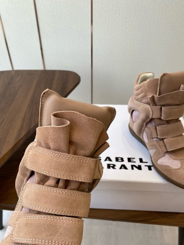 Кроссовки женские фото 5