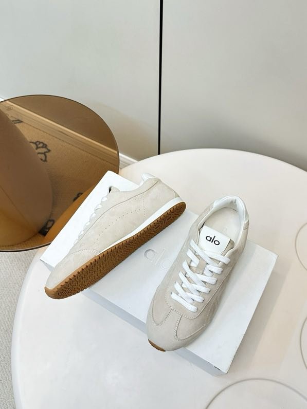 Sneakers women's фото 5