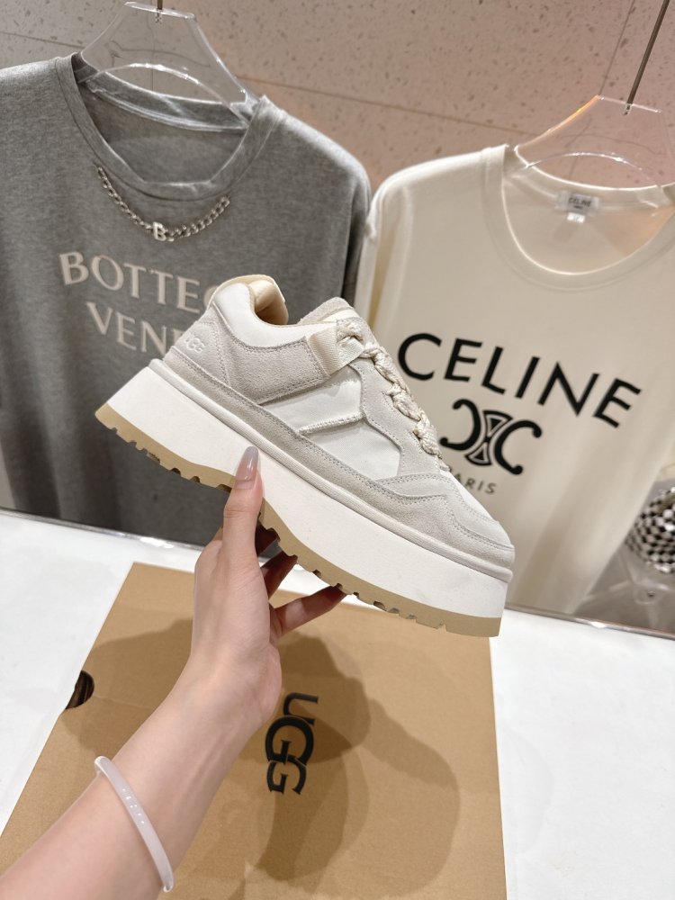 Кросівки жіночі фото 5