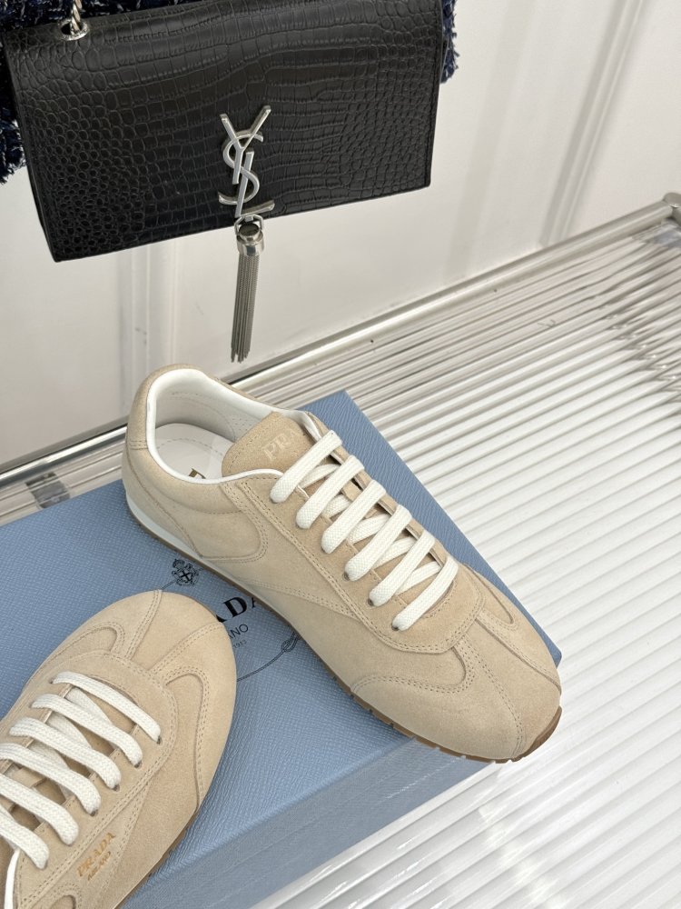 Sneakers women's фото 5