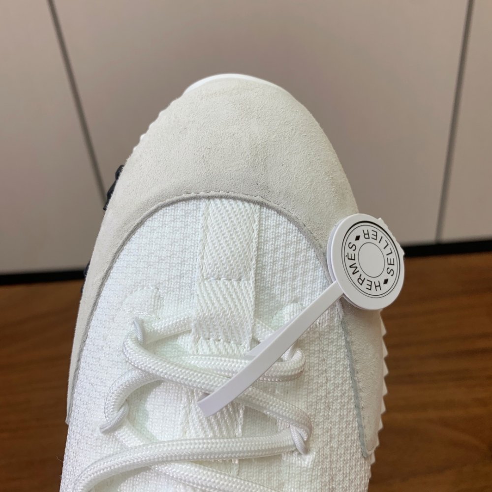 Кросівки жіночі фото 5