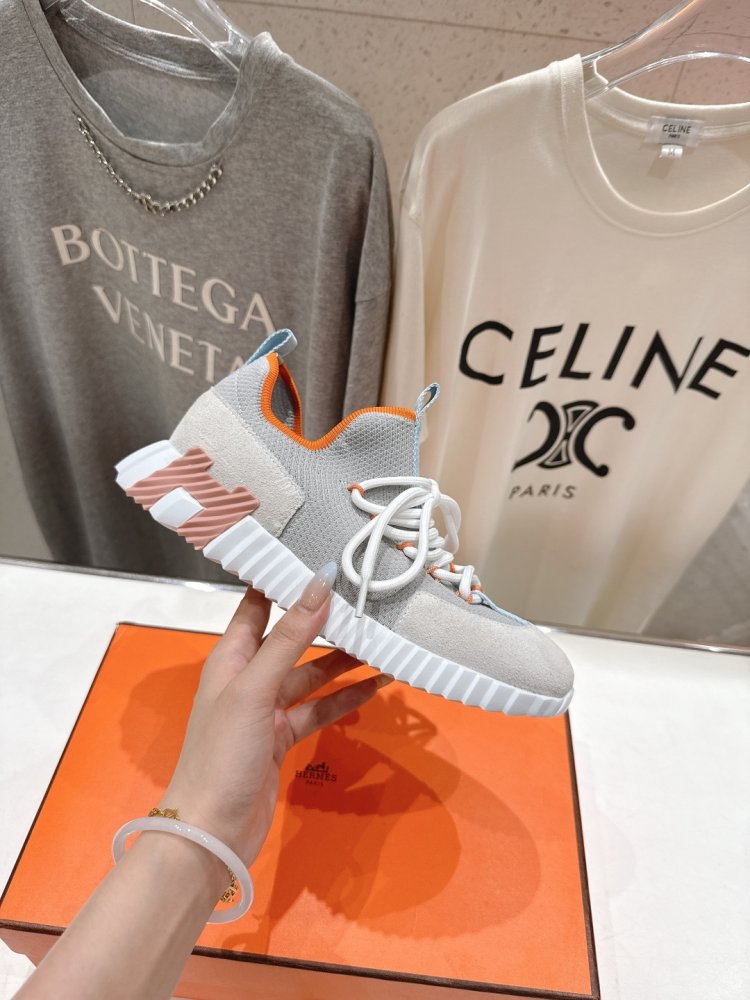 Кросівки жіночі фото 5