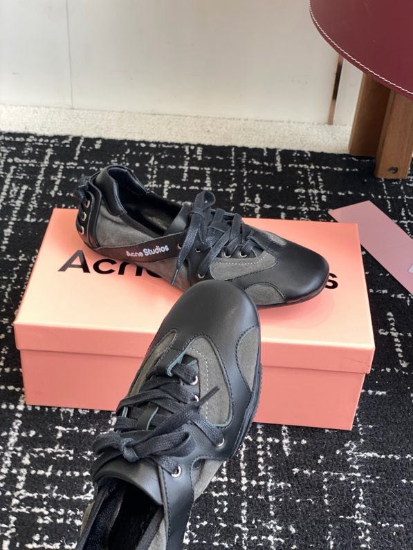 Кроссовки женские фото 5