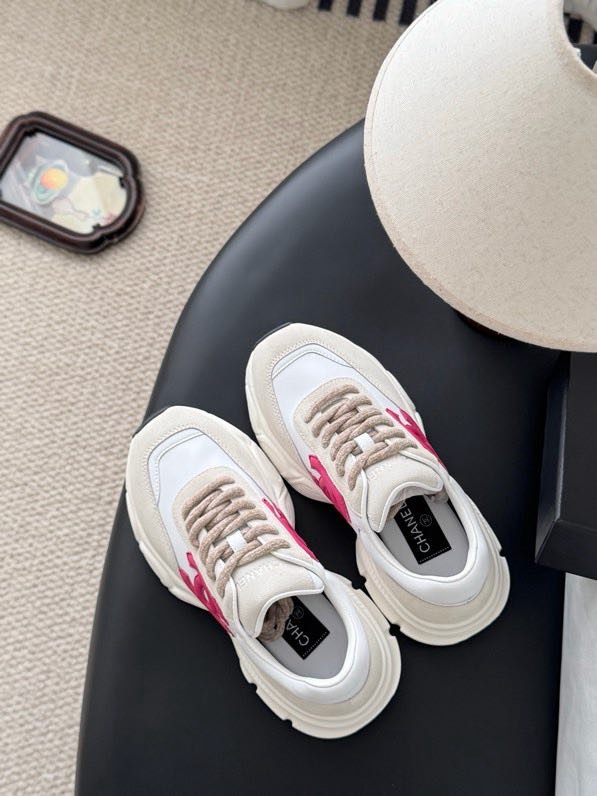 Кроссовки женские фото 5