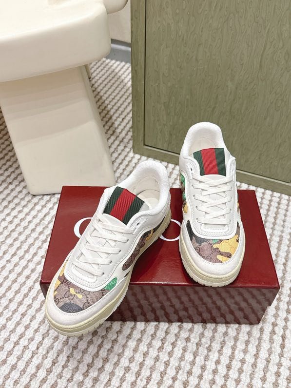 Кроссовки женские фото 5