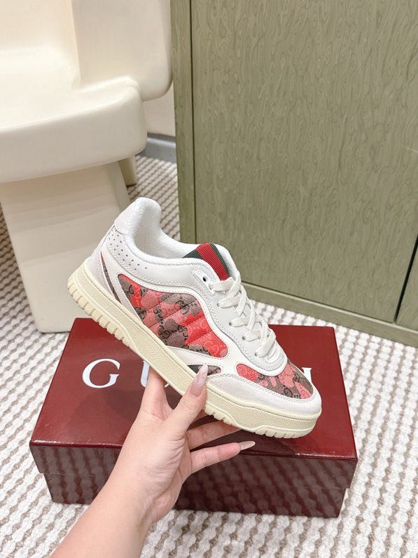 Кроссовки женские фото 5