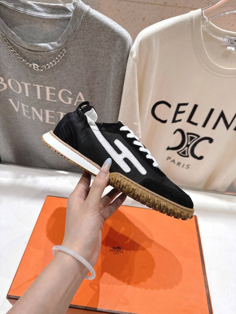 Sneakers women's фото 5