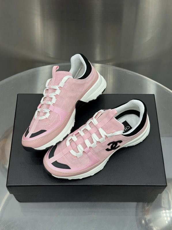 Кроссовки женские фото 5