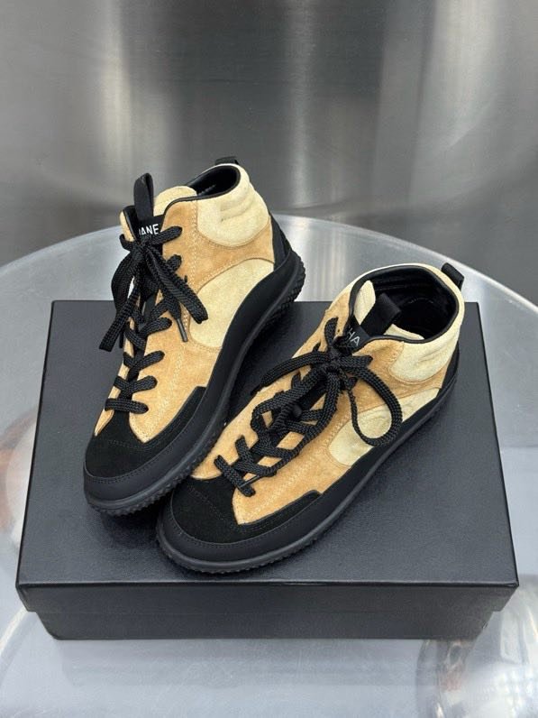 Кроссовки женские фото 5