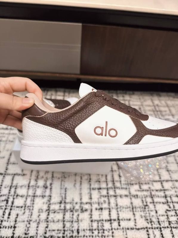 Кроссовки женские фото 6