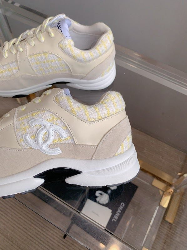 Кроссовки женские фото 6