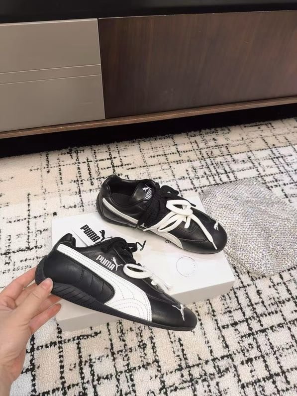 Кросівки жіночі фото 6