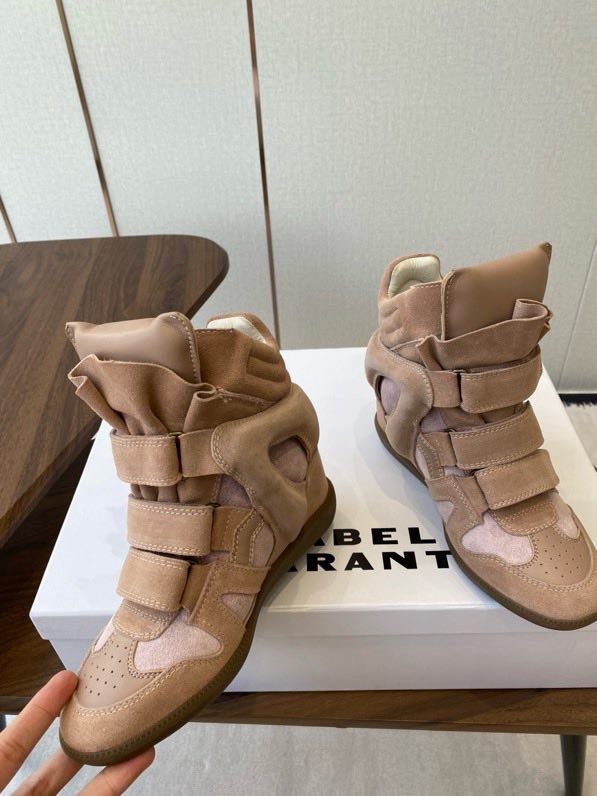 Кроссовки женские фото 6