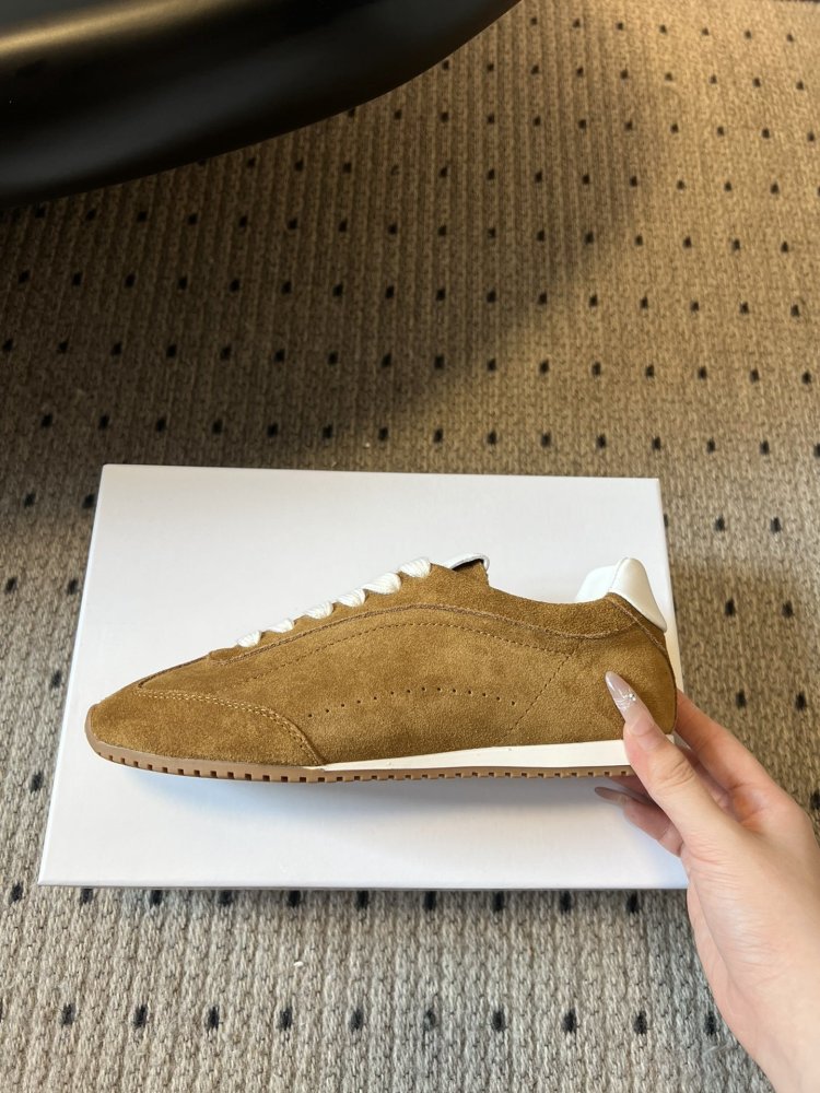 Кроссовки женские фото 6