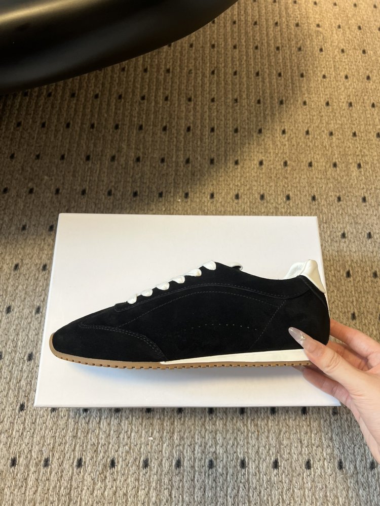 Кроссовки женские фото 6