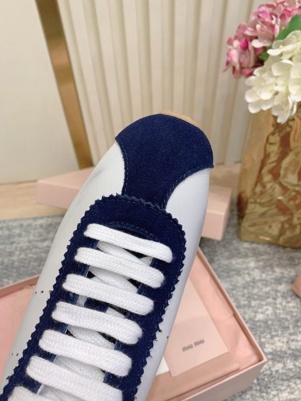 Кроссовки женские фото 6