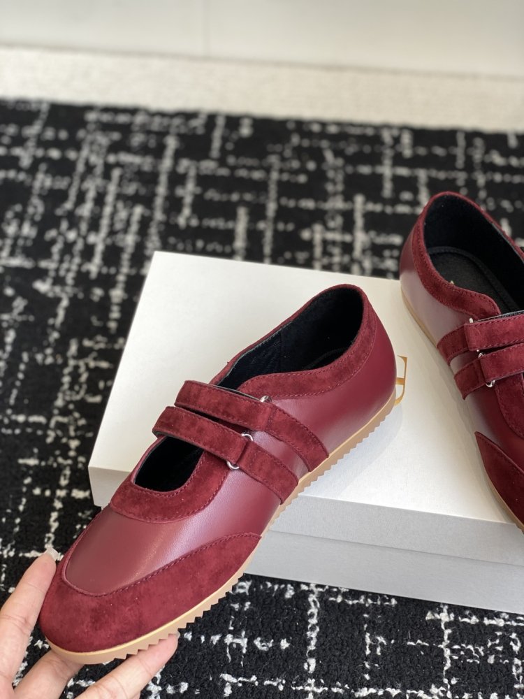 Кроссовки женские фото 6