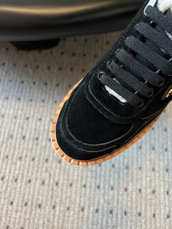 Кросівки жіночі фото 6