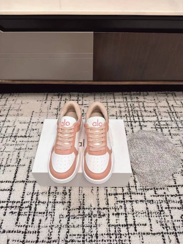 Sneakers women's фото 7