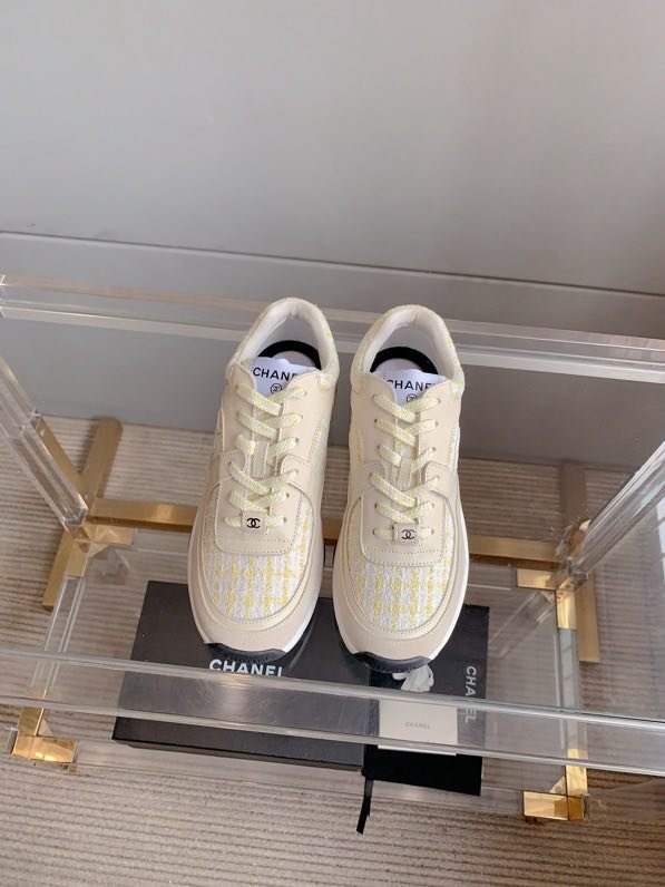 Кроссовки женские фото 7