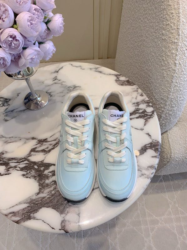 Кроссовки женские фото 7