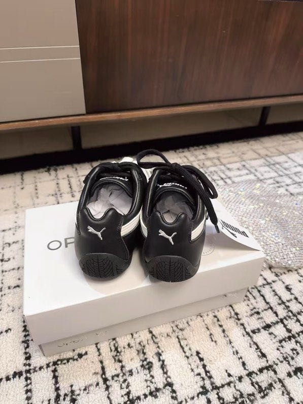 Кросівки жіночі фото 7