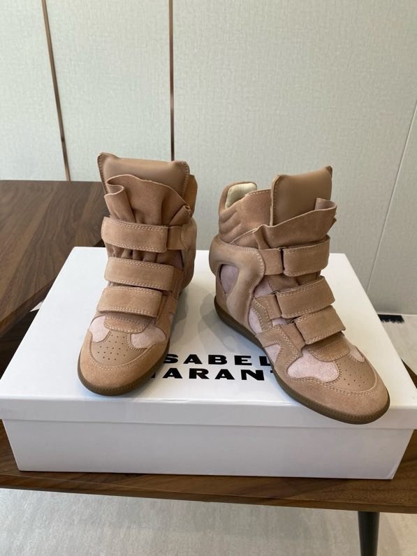 Кроссовки женские фото 7