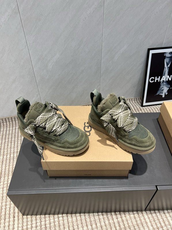 Кроссовки женские фото 7