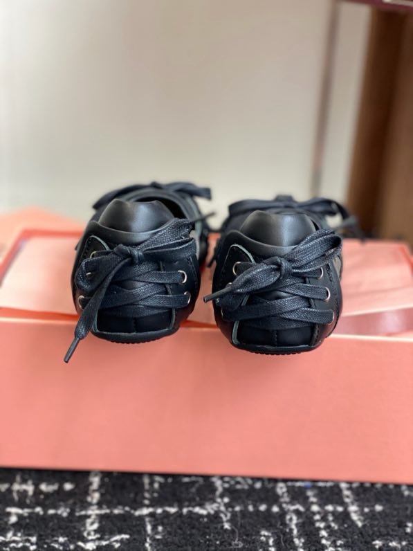 Кроссовки женские фото 7