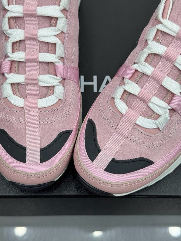 Кроссовки женские фото 7