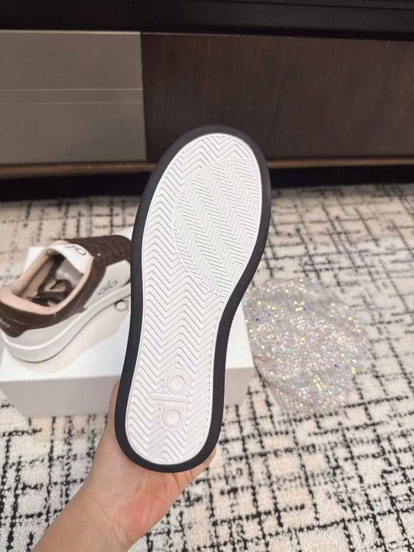 Кроссовки женские фото 8