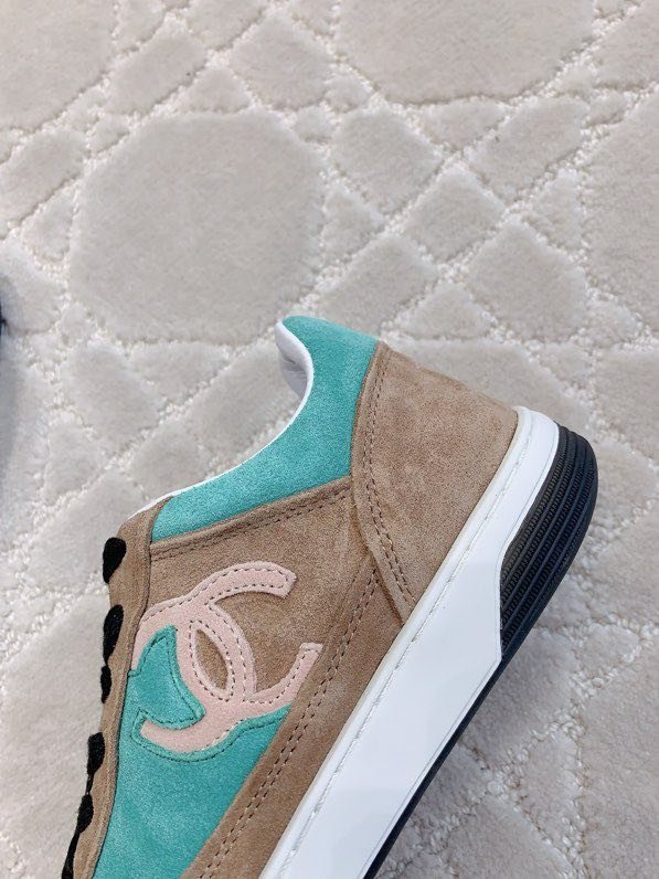 Кросівки жіночі фото 8