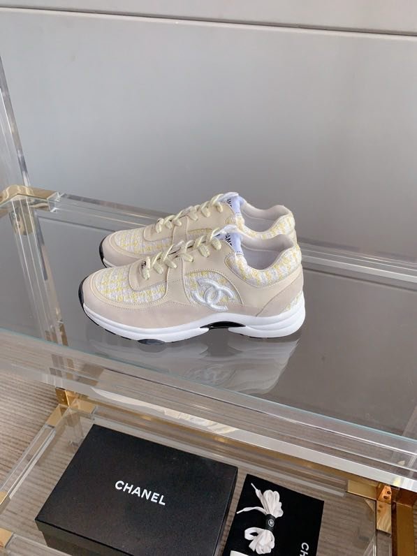 Кроссовки женские фото 8