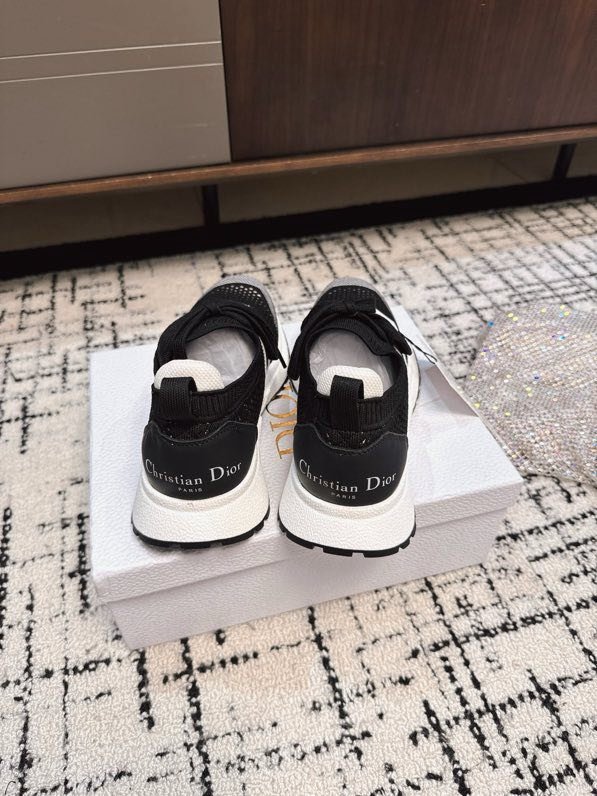 Sneakers women's фото 8