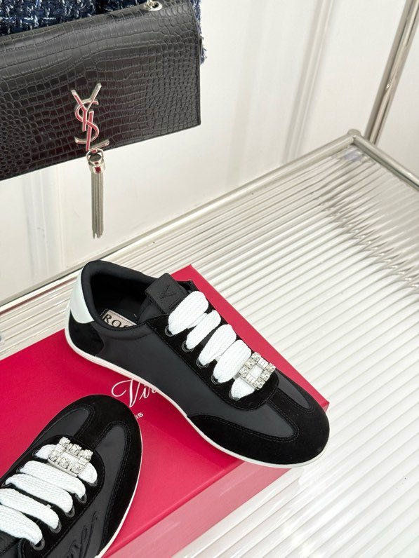 Кроссовки женские фото 8