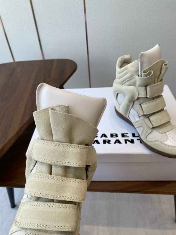 Кроссовки женские фото 8