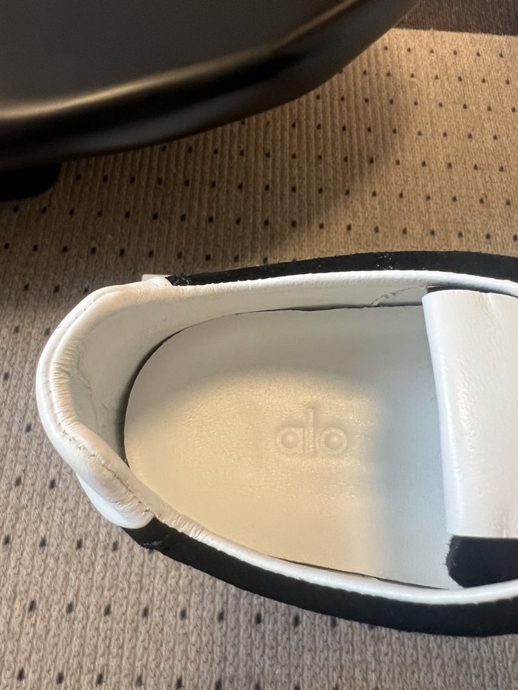 Кроссовки женские фото 8