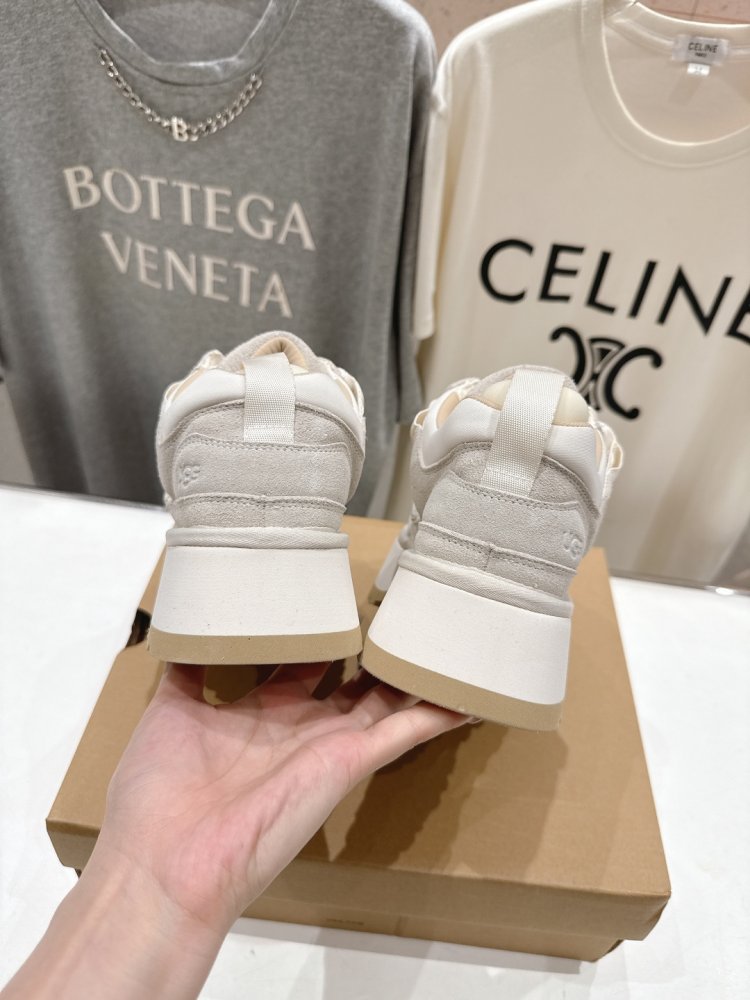 Кросівки жіночі фото 8