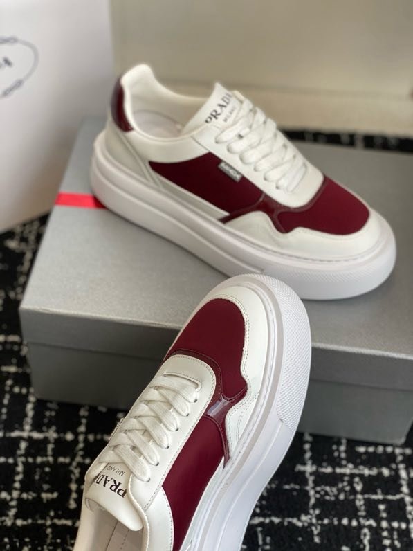 Кросівки жіночі фото 8