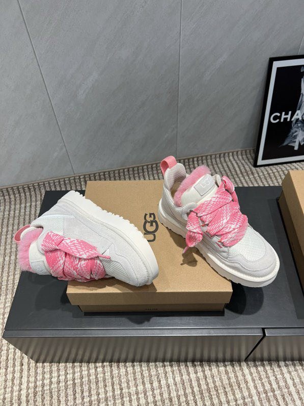 Кроссовки женские фото 8