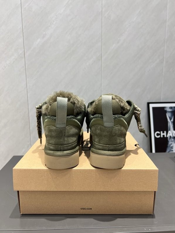 Кроссовки женские фото 8