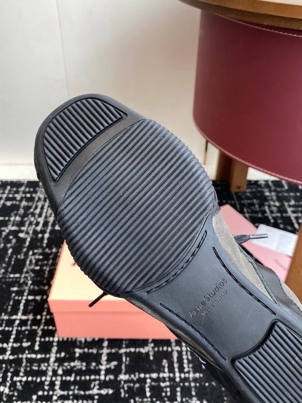 Кроссовки женские фото 8