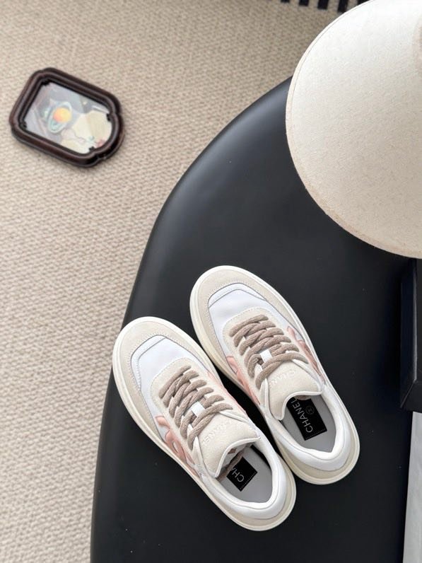 Кроссовки женские фото 8