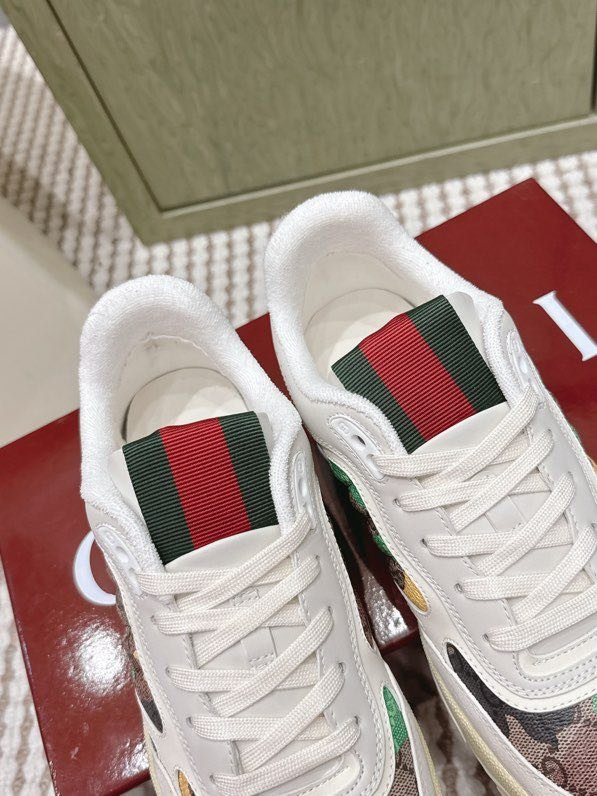 Кроссовки женские фото 8