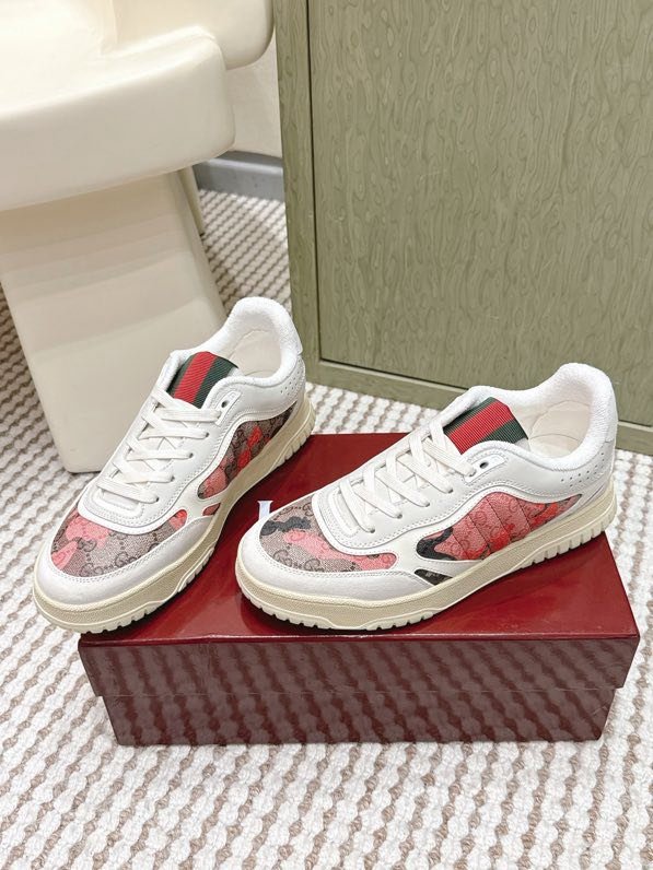 Кроссовки женские фото 8