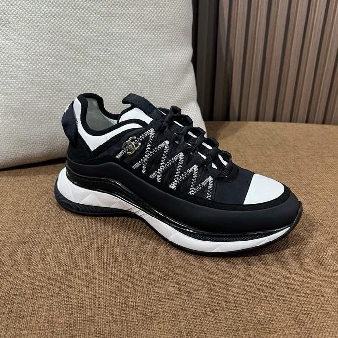 Кроссовки женские фото 8