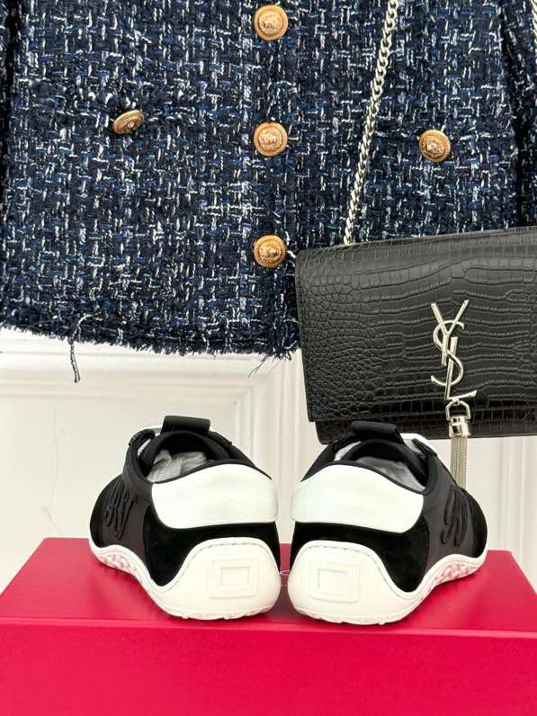 Кроссовки женские фото 9