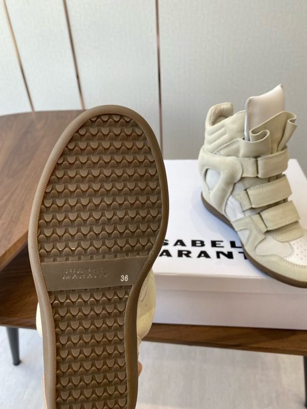 Кроссовки женские фото 9