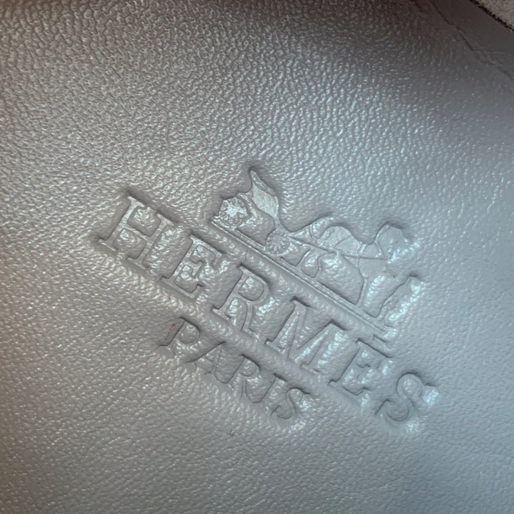 Кросівки жіночі фото 9