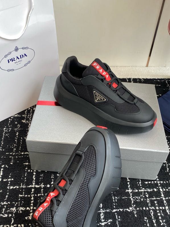 Кроссовки женские фото 9